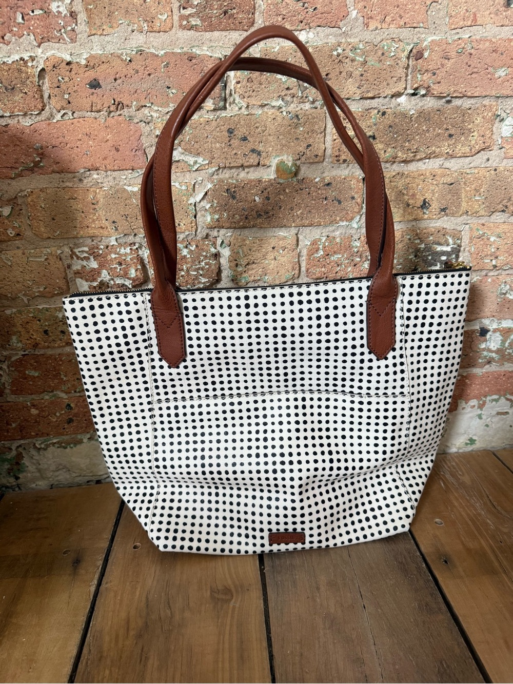 Fossil White Tote with Black Polka Dots and Brown Handles